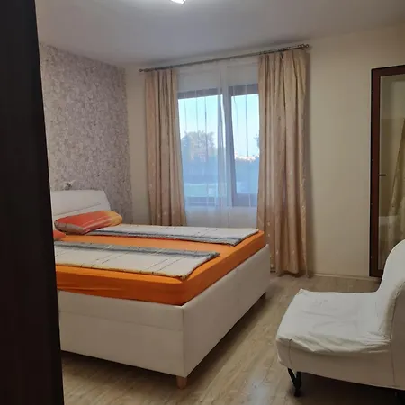 Botanika Apartment *